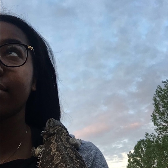 Meet your Posher, Aiesha - Picture 6 of 7